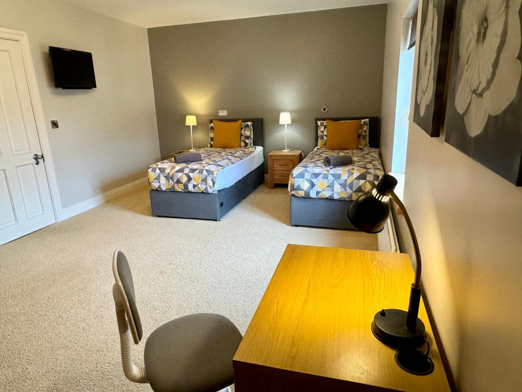 3 Castle Hume Court Holiday House เอนนิสคิลเลน ภายนอก รูปภาพ