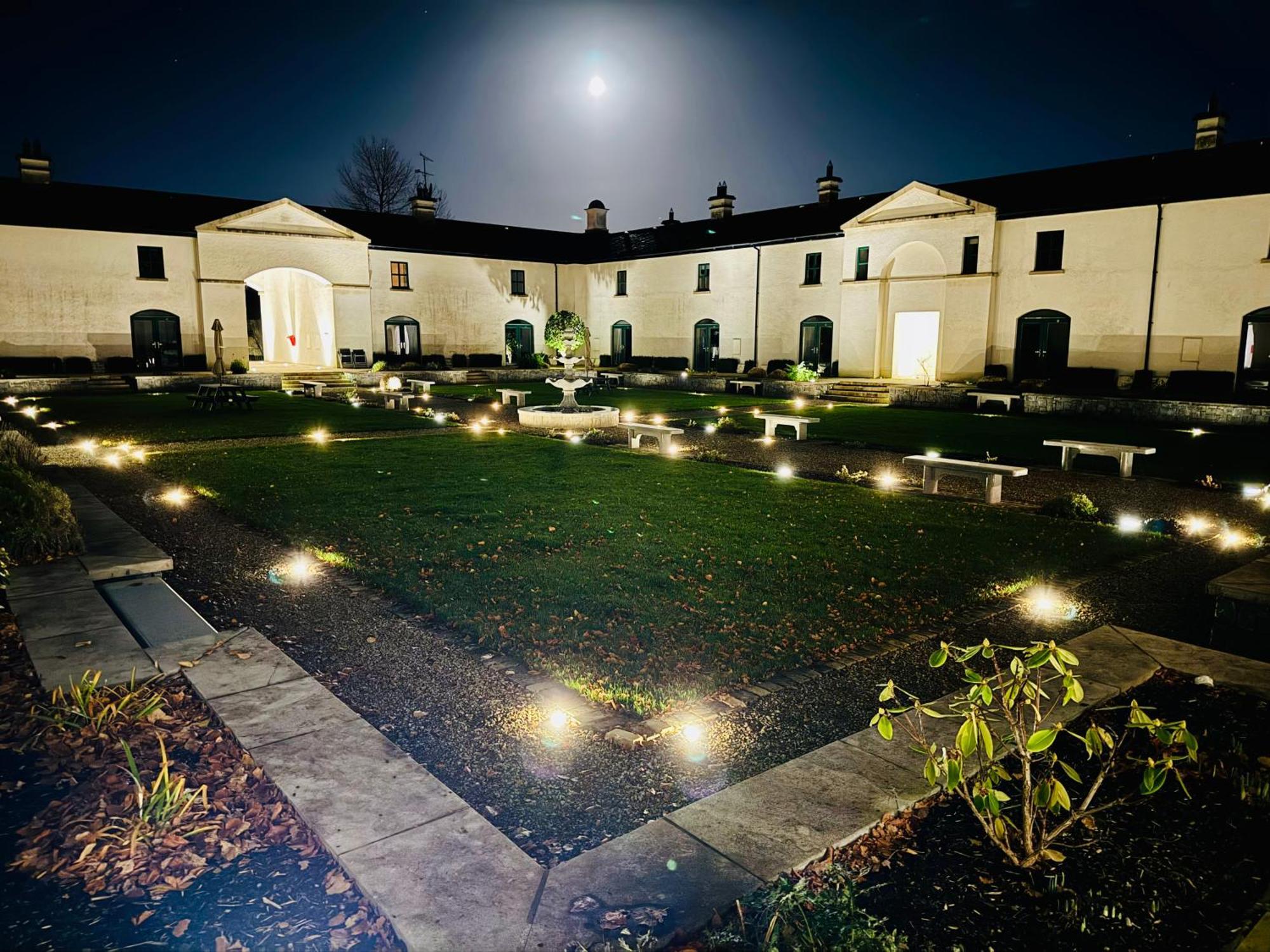 3 Castle Hume Court Holiday House เอนนิสคิลเลน ภายนอก รูปภาพ